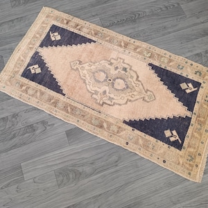 2x3 Rug, Small Area Rug, 2x3 Handmade Wool Rug, 2x3 Vintage Doormat Rug, Turkish Rug, Hand Woven Rug, Bohemian Rug, Home Rug, 1.7x3.2 FT.