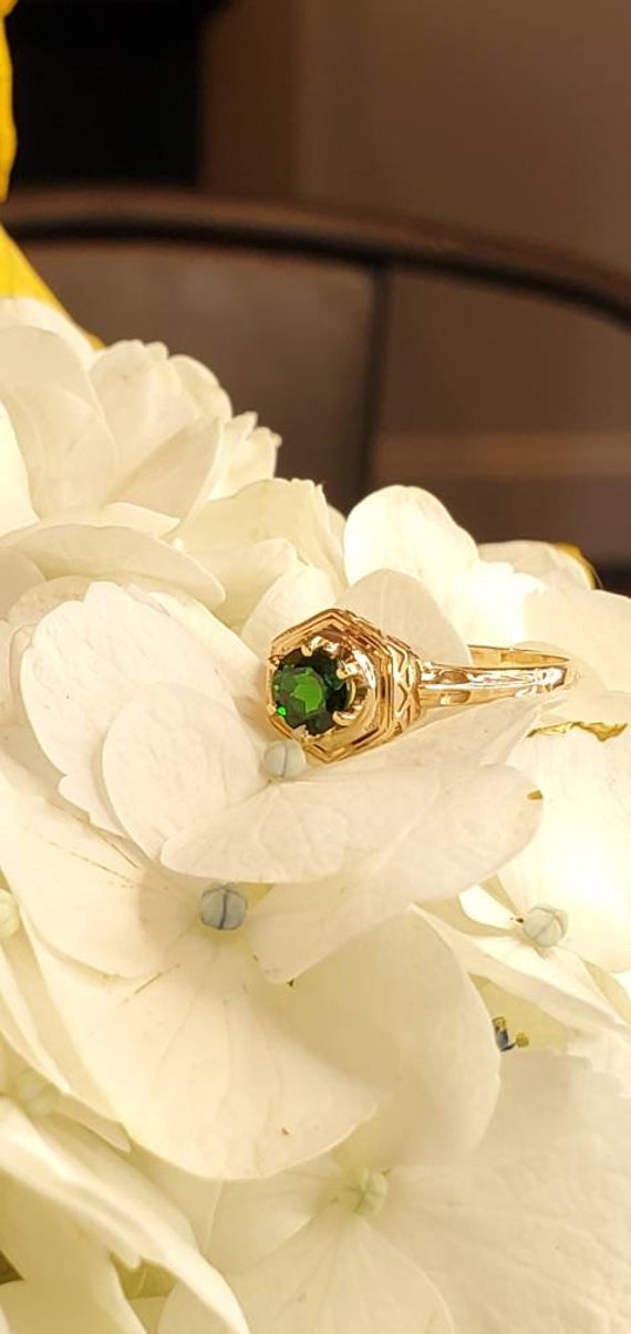 Diopside Set in 10kt Yellow Gold Ring - Antique -… - image 1