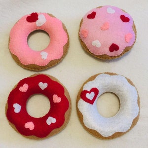 Donuts role play food, PDF Pattern donut garland , Felt Christmas Ornament pattern, DIY Donut Christmas decor, valentines donuts, felt toys