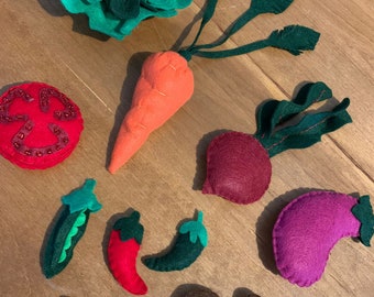 Felt vegetables patterns, felt vegetables, pretend food, montessori toys, felt toys, felt food, felt ornaments