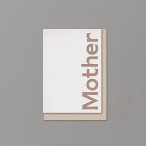 Tarjeta para el Día de la Madre o para una nueva mamá con texto en relieve