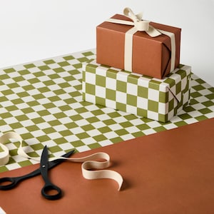 Gift Wrap Green Chequerboard Cinnamon Combo Wrapping Paper 3 Sheets Sustainable Recycled Eco UK