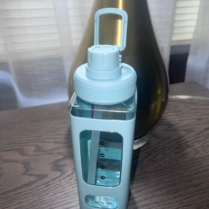 700ML Portable Kawaii Bottle
