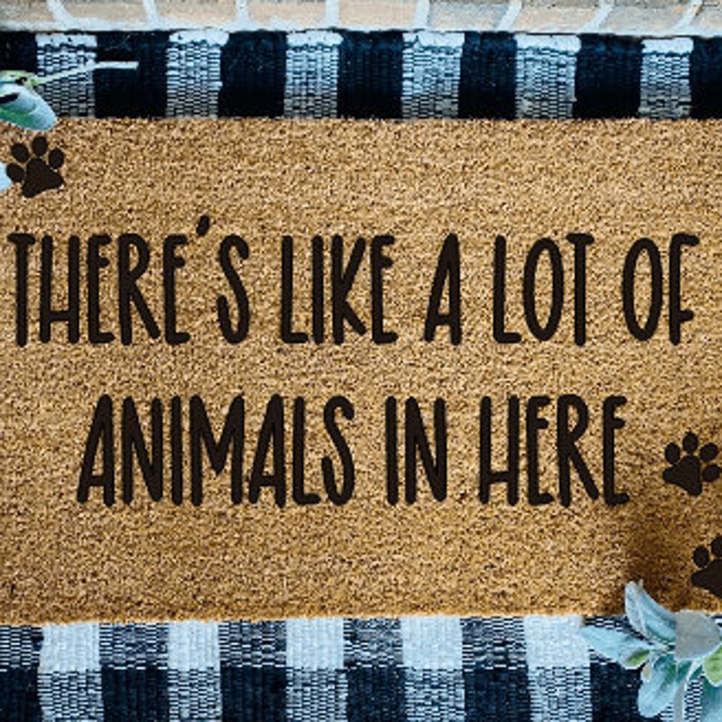 there were a lot of animals перевод на русский