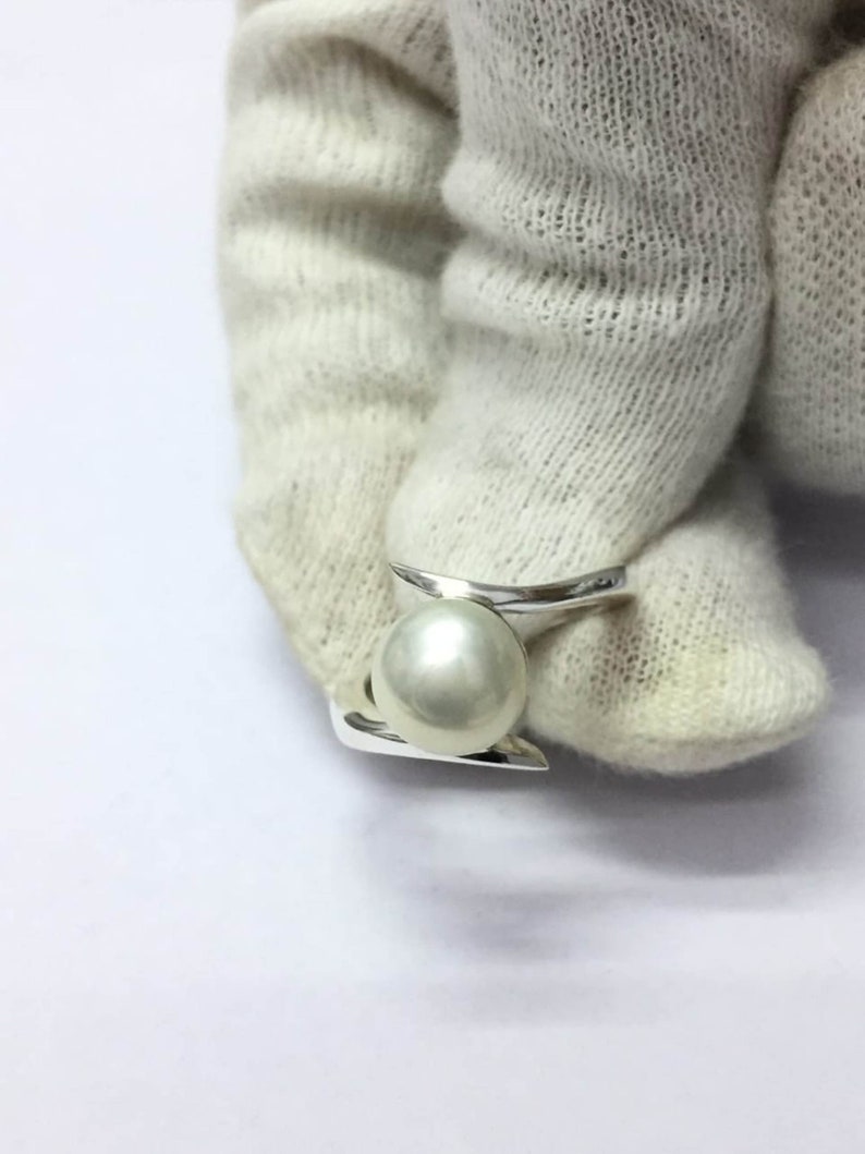 Natural White Pearl 5.50 Carat Ring, 925 Sterling Silver, Handmade Ring For Men And Woman, Anniversary Gift. image 3