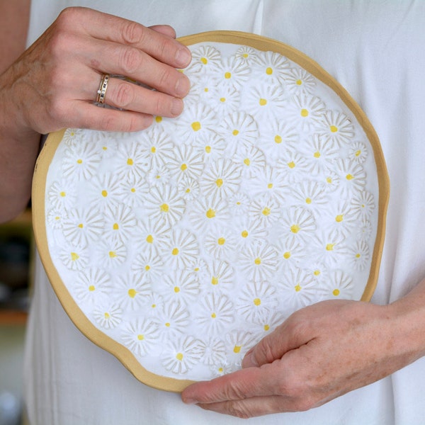 Daisy Ceramic Dinner Plate