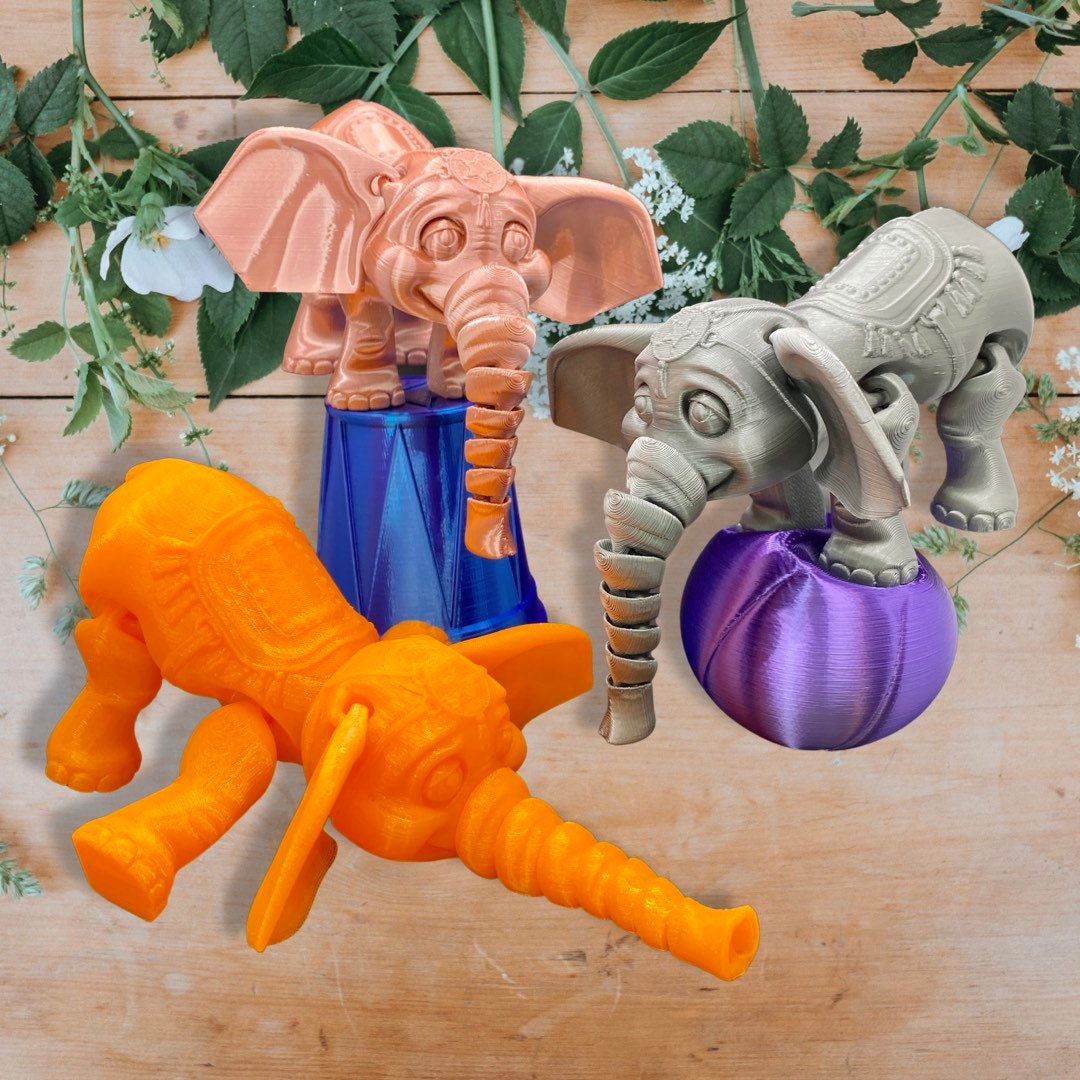 Cute Circus Elephant Articulated Flexi Fidget Toy With Ball