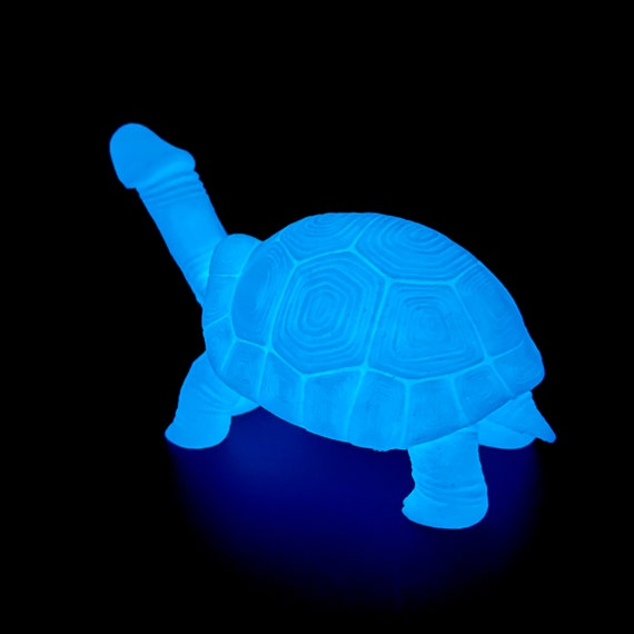 暗闇で光る亀のペニス ディカサウルス・レックス 独身パーティーギフト