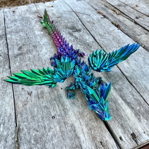 Winged Dragon Figurine 3D Printed Articulated Calming Sensory Toy Bookshelf Desk Decor Dragon Cosplay Crystal Wing Dragon Magic Glow in Dark