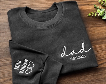Moletom personalizado com bordado para o Dia dos Pais, nome bordado na manga com coração, camiseta com data, presente para novos pais, presente para o Dia dos Pais