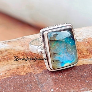 Handmade Labradorite 925 Sterling Silver Ring: Boho Indian Jewelry