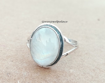 Handmade Oval Moonstone Ring: 925 Sterling Silver Boho Band