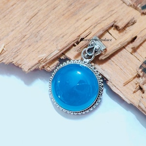 Collier fait main en argent 925 avec pendentif calcédoine bleue