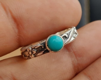 Handmade Turquoise Ring: 925 Sterling Silver Band