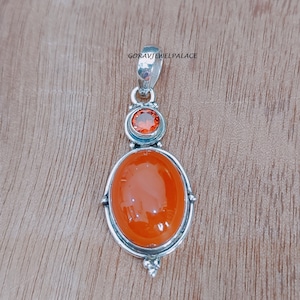Carneoolhanger / ovale stenen hanger /Love-hanger/925 sterlingzilveren sieraden/handgemaakte hanger/ketting voor vrouwen /hanger/cadeau.