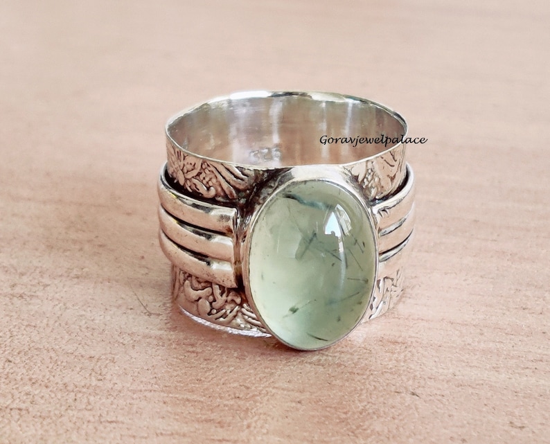 Anillo de prehnita, anillo de plata de ley 925, anillo hecho a mano, anillo de banda, joyería de mujer, anillo de piedra ovalada, joyería de regalo, anillo boho, joyería de prehnita. Prehnita