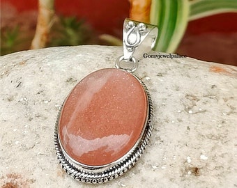 Good-Looking Sunstone Pendant, 925 Sterling Silver Pendant, Women Gift Pendant, Handmade Pendant, Oval Gemstone Pendant, Designer Pendant