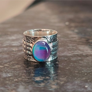 Prehnit-Ring, 925 Sterling Silber Ring, handgefertigter Ring, Bandring, Damenschmuck, ovaler Steinring, Geschenkschmuck, Boho-Ring, Prehnit-Schmuck. Aurora Opal