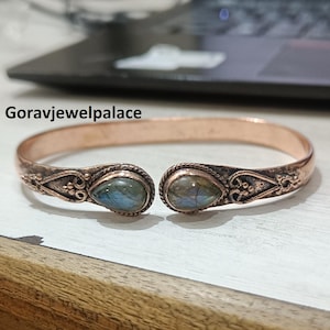 Pulseira de cobre labradorita feita à mão: pulseira ajustável com punho aberto