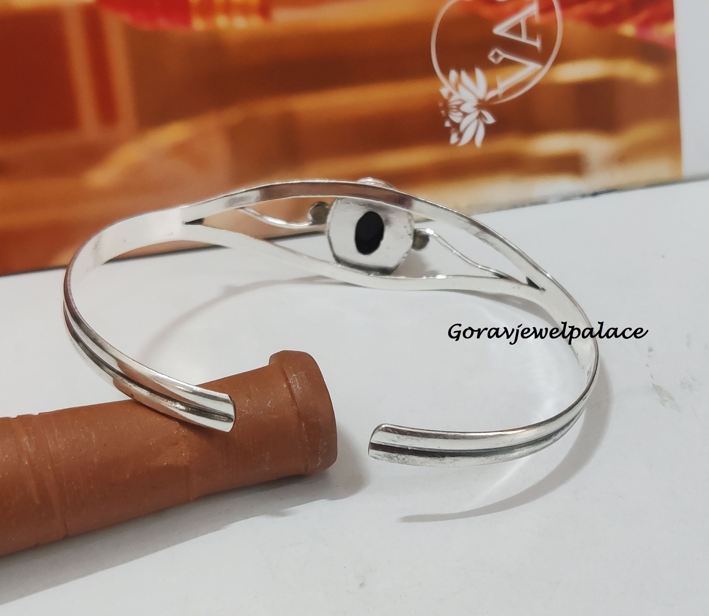 オーバル ブラックオニキス 925 シルバー バングル - 調節可能な