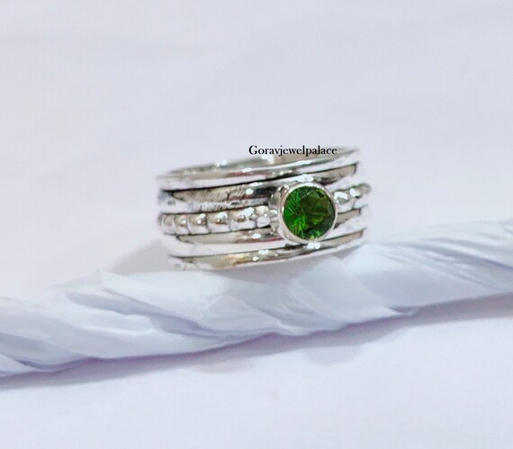 Energy Stone BEAUTIFUL IMPERFECTION - Anillo de meditación - Con aros giratorios a su alrededor - Plata de ley - (Modelo UK60