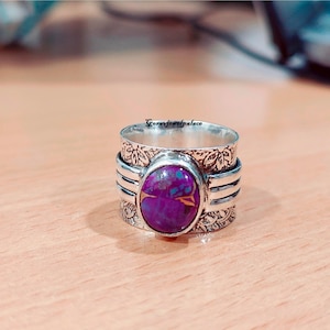 Prehnit-Ring, 925 Sterling Silber Ring, handgefertigter Ring, Bandring, Damenschmuck, ovaler Steinring, Geschenkschmuck, Boho-Ring, Prehnit-Schmuck. Purple Turquoise