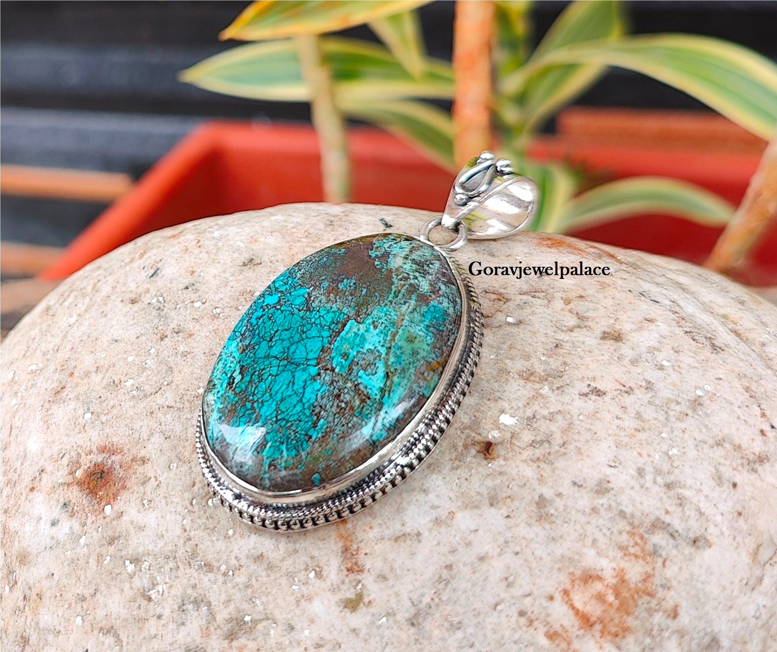 Handmade Tibetan Turquoise 925 Silver Pendant - Oval Green Stone