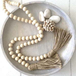 Handmade Farmhouse Heart Wood Beads Chain With Natural Linen Ropes