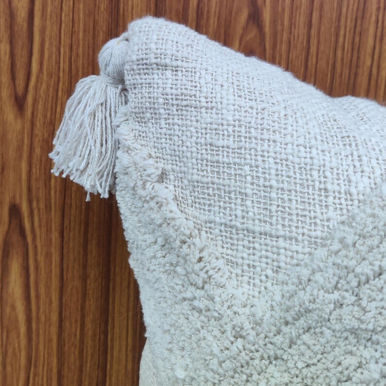 HoneyBeeHomeNLiving Tufted Cotton Throw Pillow Cover - Thumbnail 2