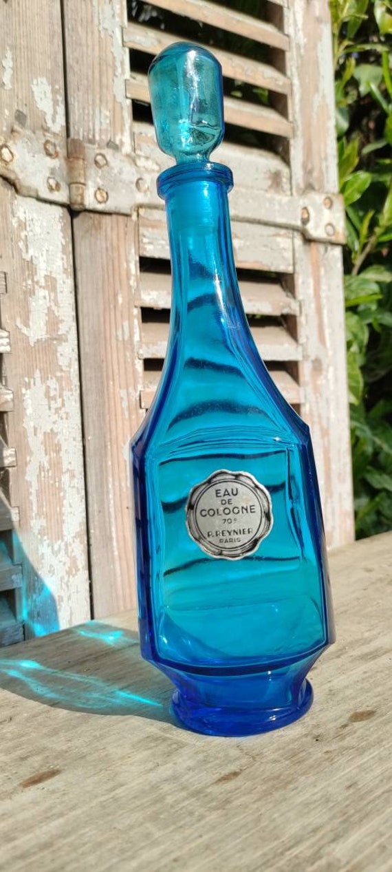 Ancien Flacon d'eau de Cologne Bleu