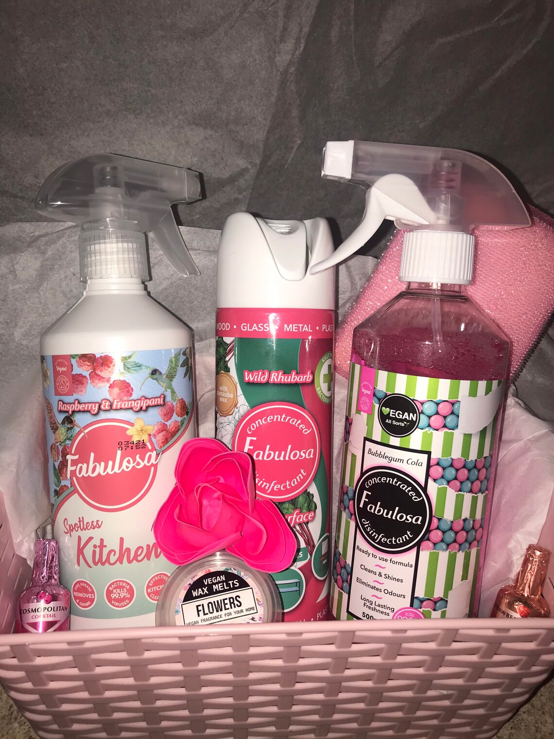 Fabulosa cleaning hamper ..bubble gum cola .. Hinch kitchen Etsy