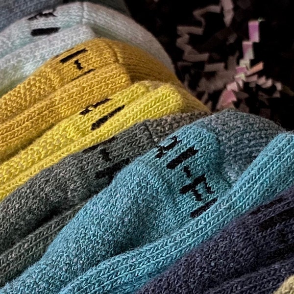 pink nike elite socks mens