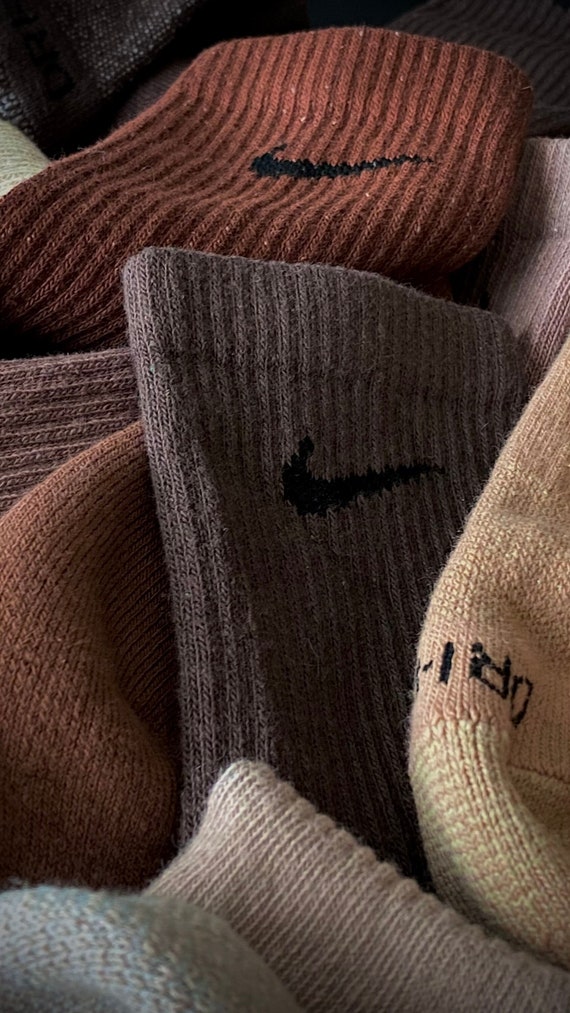dark brown nike socks