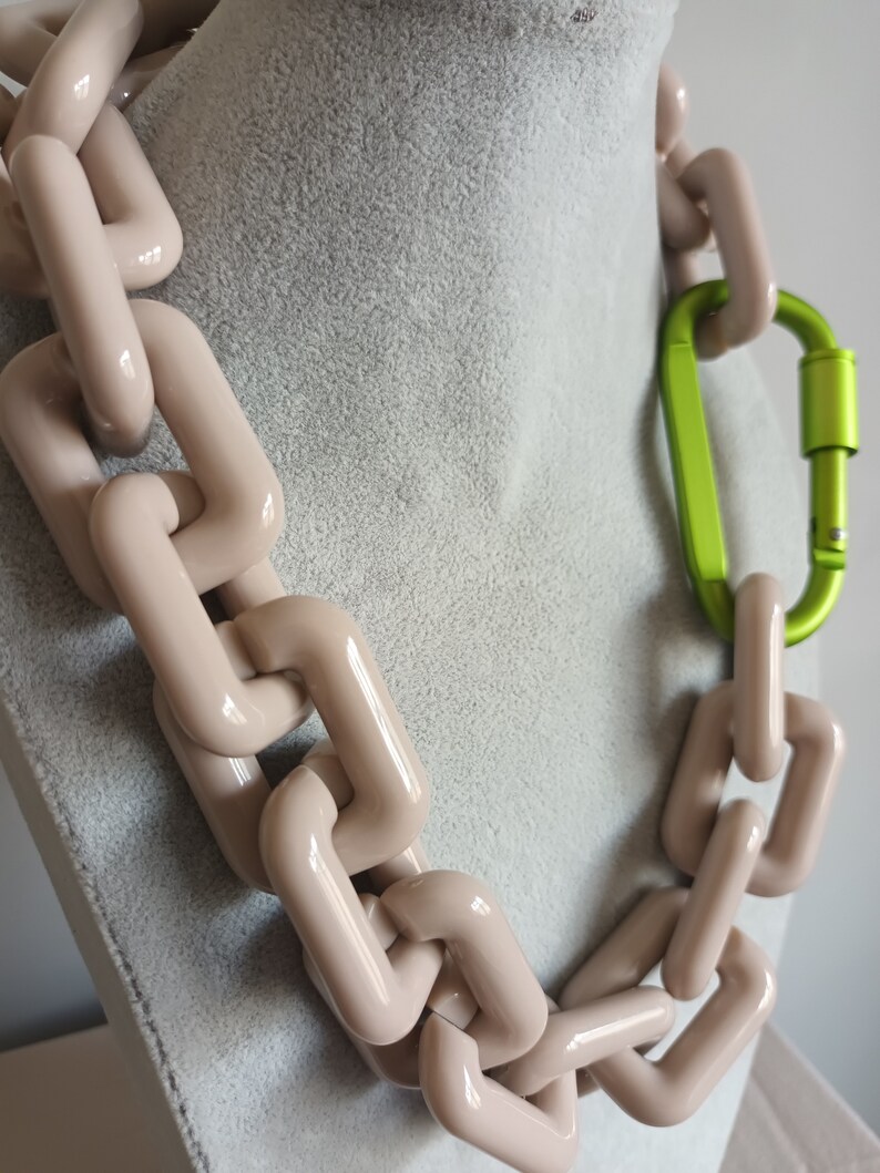 Super chunky statement necklace with mega carabiner detail image 3