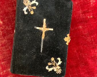 Antique prayer book/hymn book velvet