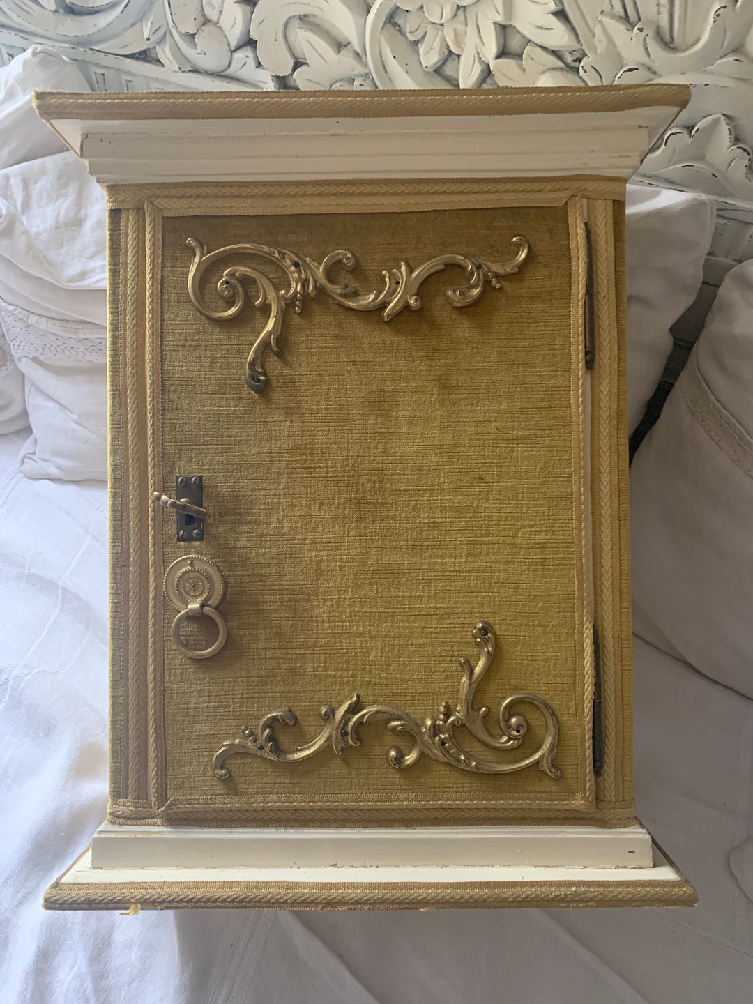 Vintage Hanging Apothecary Box Etsy