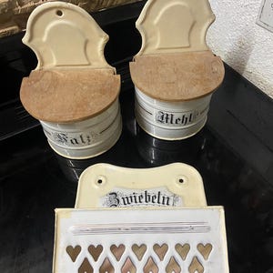 Vintage storage tin enamel set