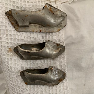 Antique chocolate mold shoes set