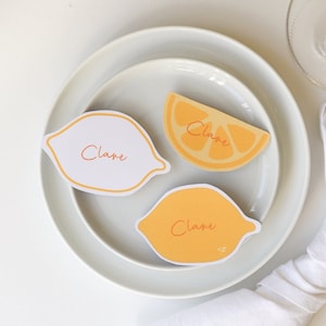 Modèle de CARTE DE PLACE CITRON | Soirée à thème italienne, illustration citron, marque-place citron dessiné à la main, enterrement de vie de jeune fille la dolce vita, marque-place bricolage
