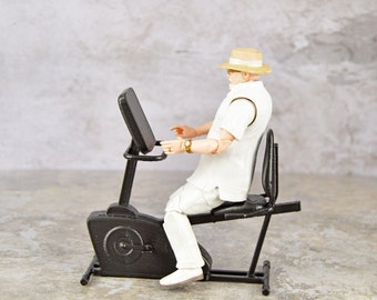 Universal fitness 855 recumbent bike deals