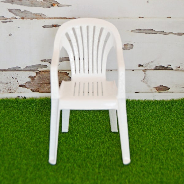 Miniature Lawn Chair for Dollhouse Outdoor Furniture, Dollhouse Lounge Chair, Dollhouse Patio Furniture, 1 6 Scale Chair, Summer Dollhouse