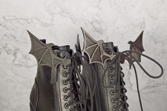 2 Paires D'Ailes De Chauve-souris Pour Chaussures - Décorations Lacets Détachables Noir - Pour Skates, Fêtes, Halloween