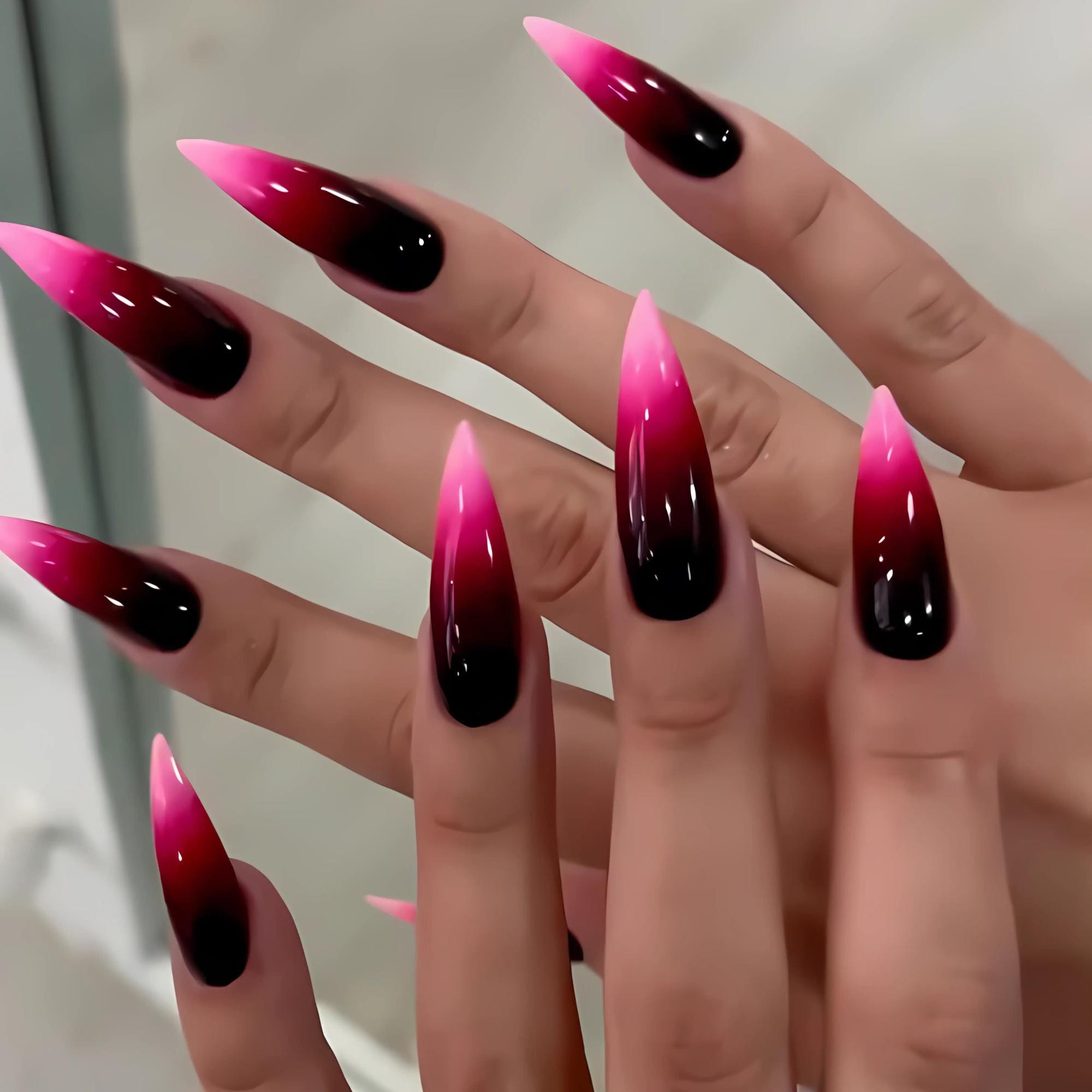 Pink ombre nails - Etsy.de