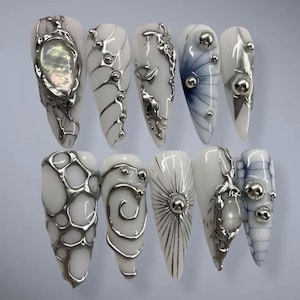 Futuristic Silver Press On Nails, 3D Metallic Gray Nail Set, Long Sculpted Nail Art, Chrome Pearl Accent Nails, Cyberpunk False Nails