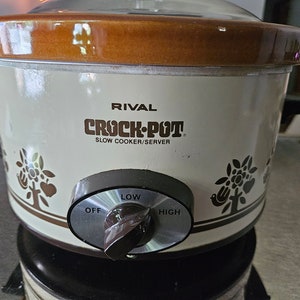 Vintage Crock Pot Rival Slow Cooker Mid Century Brown Built in Liner 