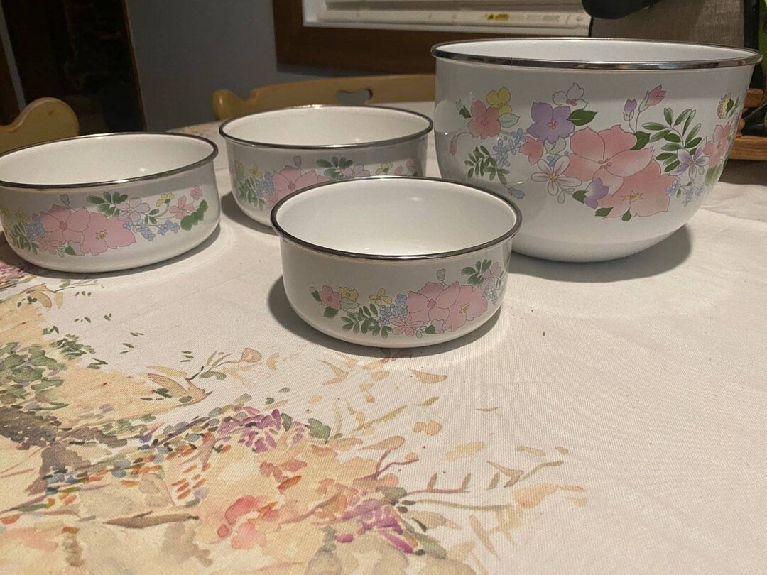 Vintage Enamel Kobe Mixing Bowls Floral Pattern Etsy