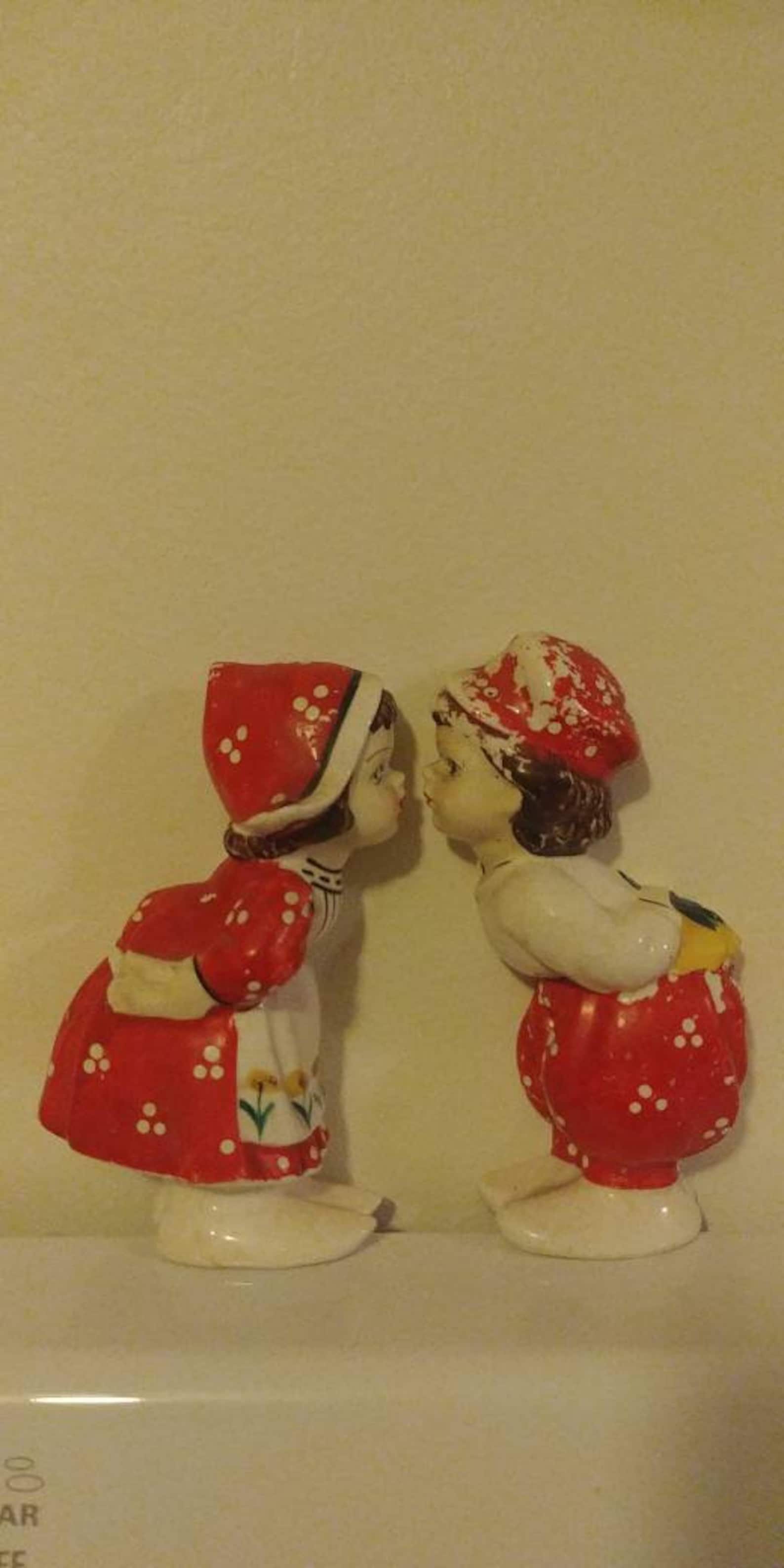 Dutch kissing figurines Etsy