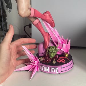 Atom Eve Figure. image 17