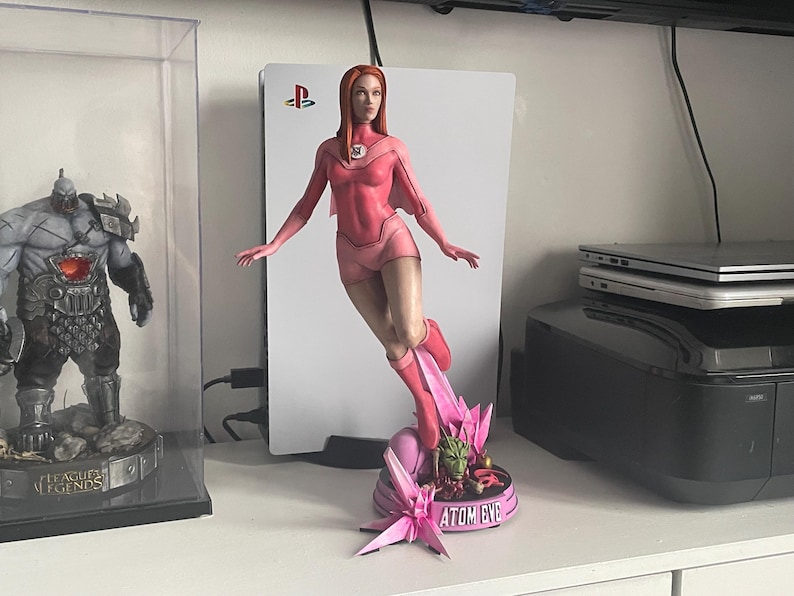 Atom Eve Figure. image 16