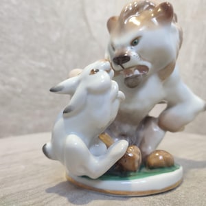 Vintage Porcelain Figurine &quot;Lion and Rabbit&quot; — &quot;Zayats Apinya&quot; Porcelain Figurine–Lion and Rabbit – LFZ, USSR, 1950s – Rare Fairy Tale Serie